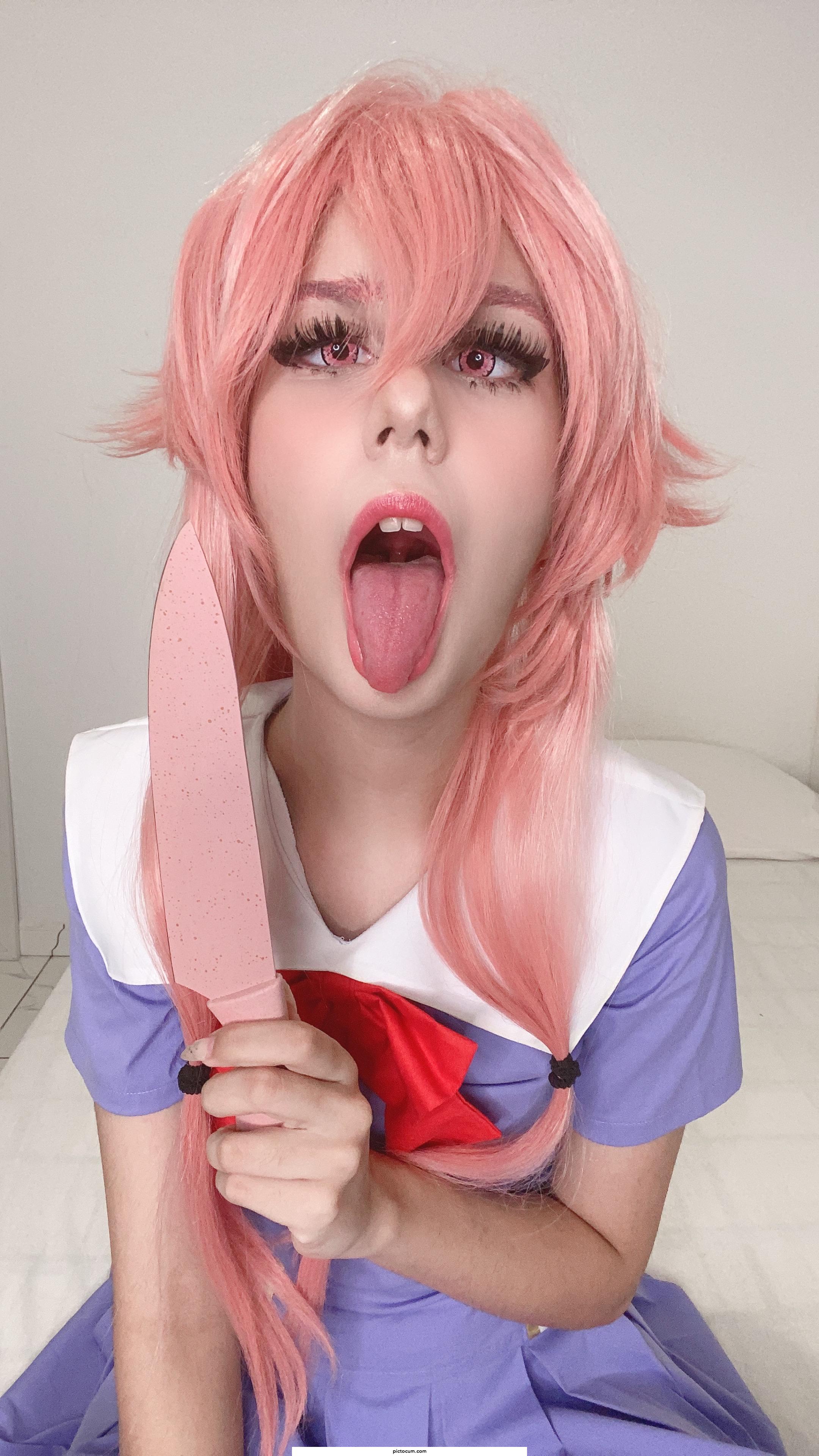 Yuno wants your milk over her cute face!