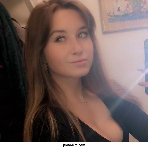 Want to fuck this cutie so hard