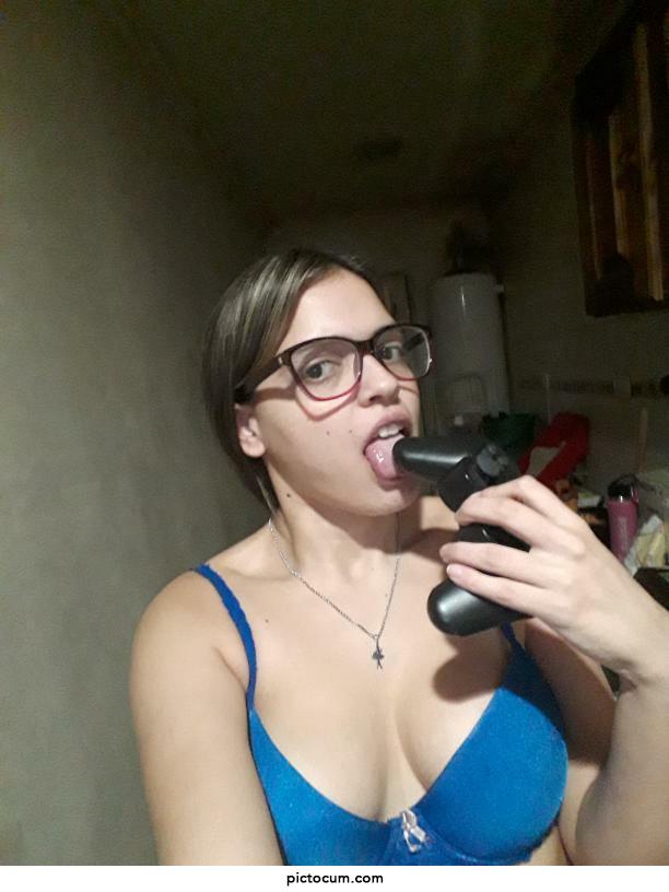 lets do something 🤭 how about You play some GTA IV and everytime You pass a mission i blow you? 👅🍆