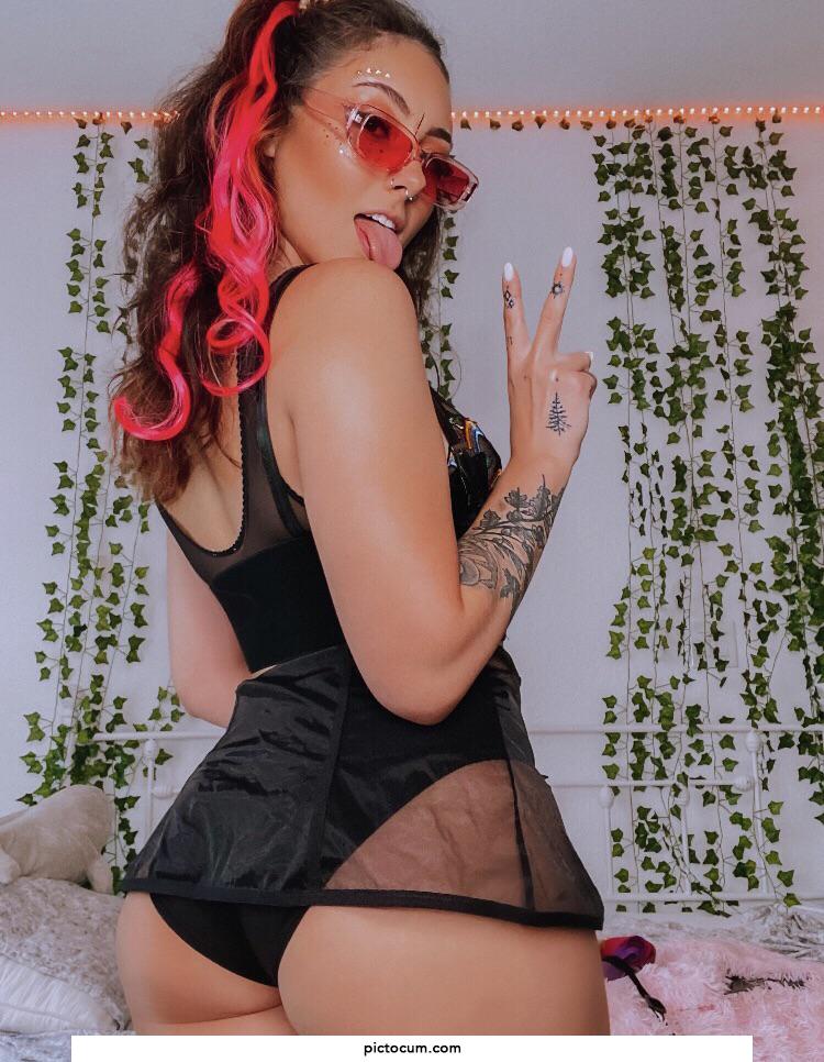 Can I be your little Chicagoan whore?