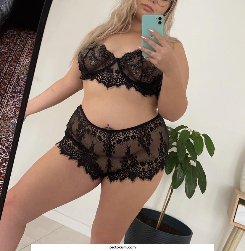 Love this lingerie