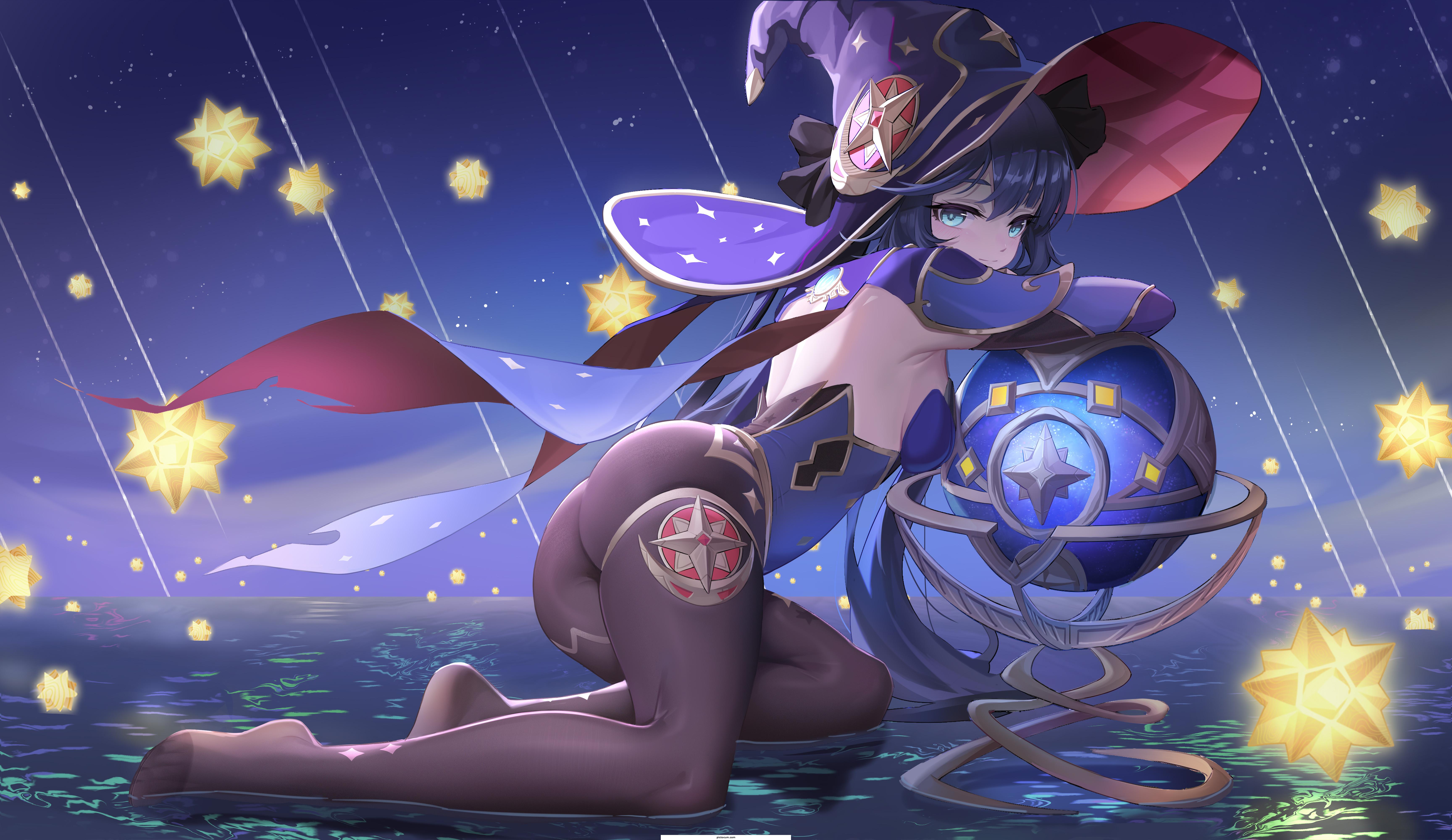 Mona's thighs and booty