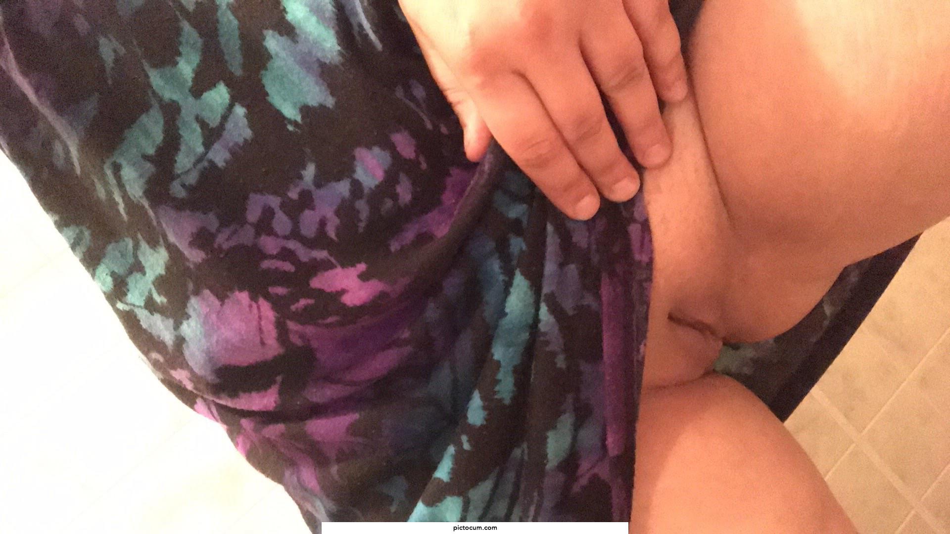 I went alll day with no panties. Who wants to spank and suck my soaked little pussy?