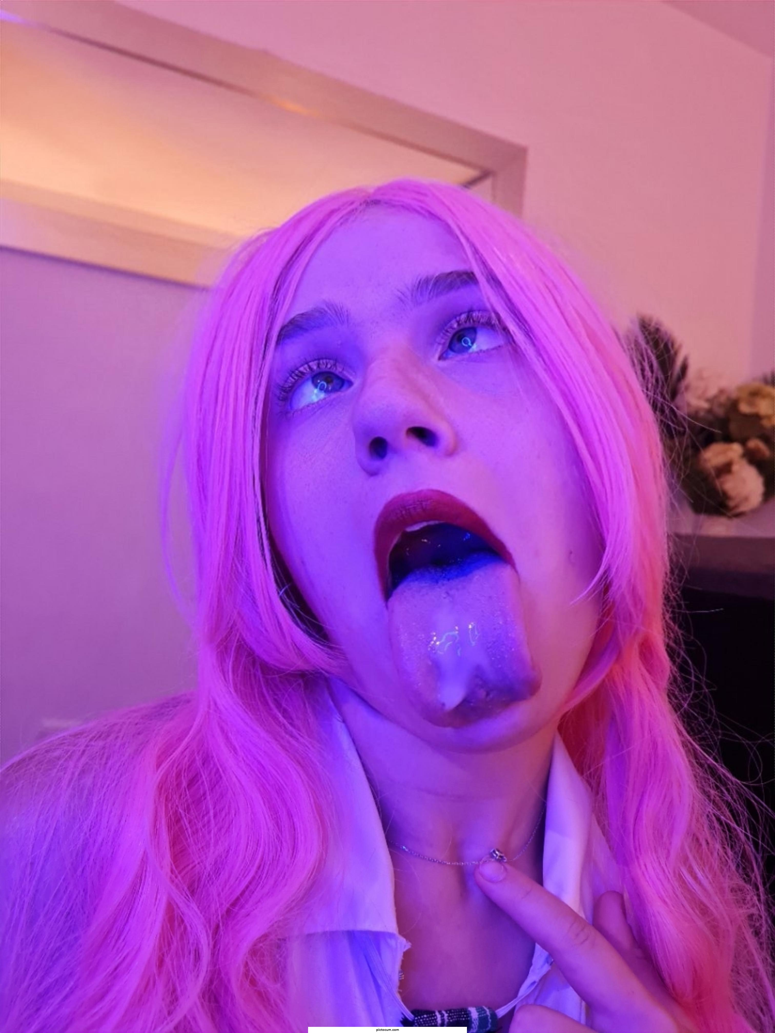 Trying my best at Ahegao
