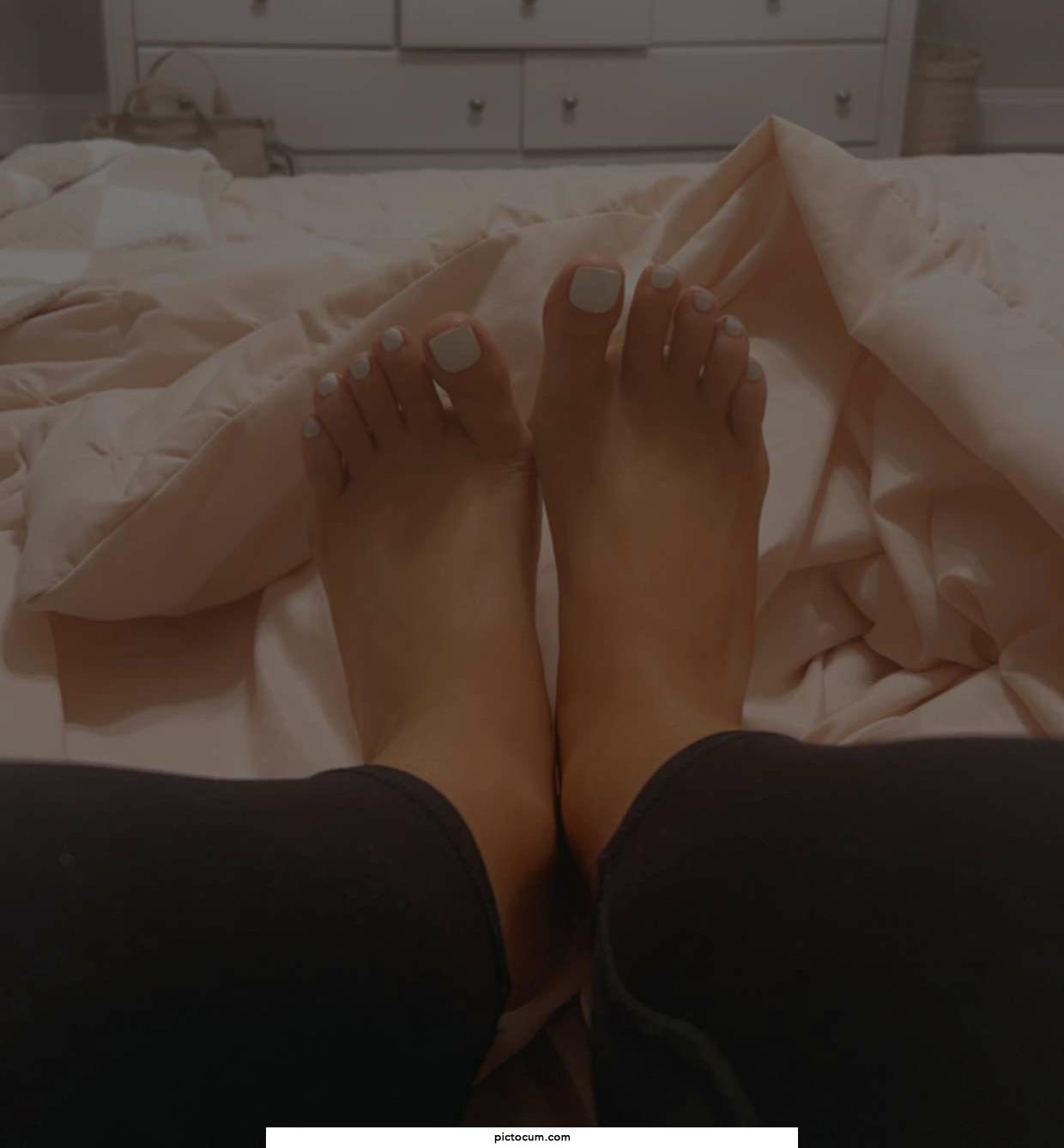 oc are these the cutest feet you’ve ever seen