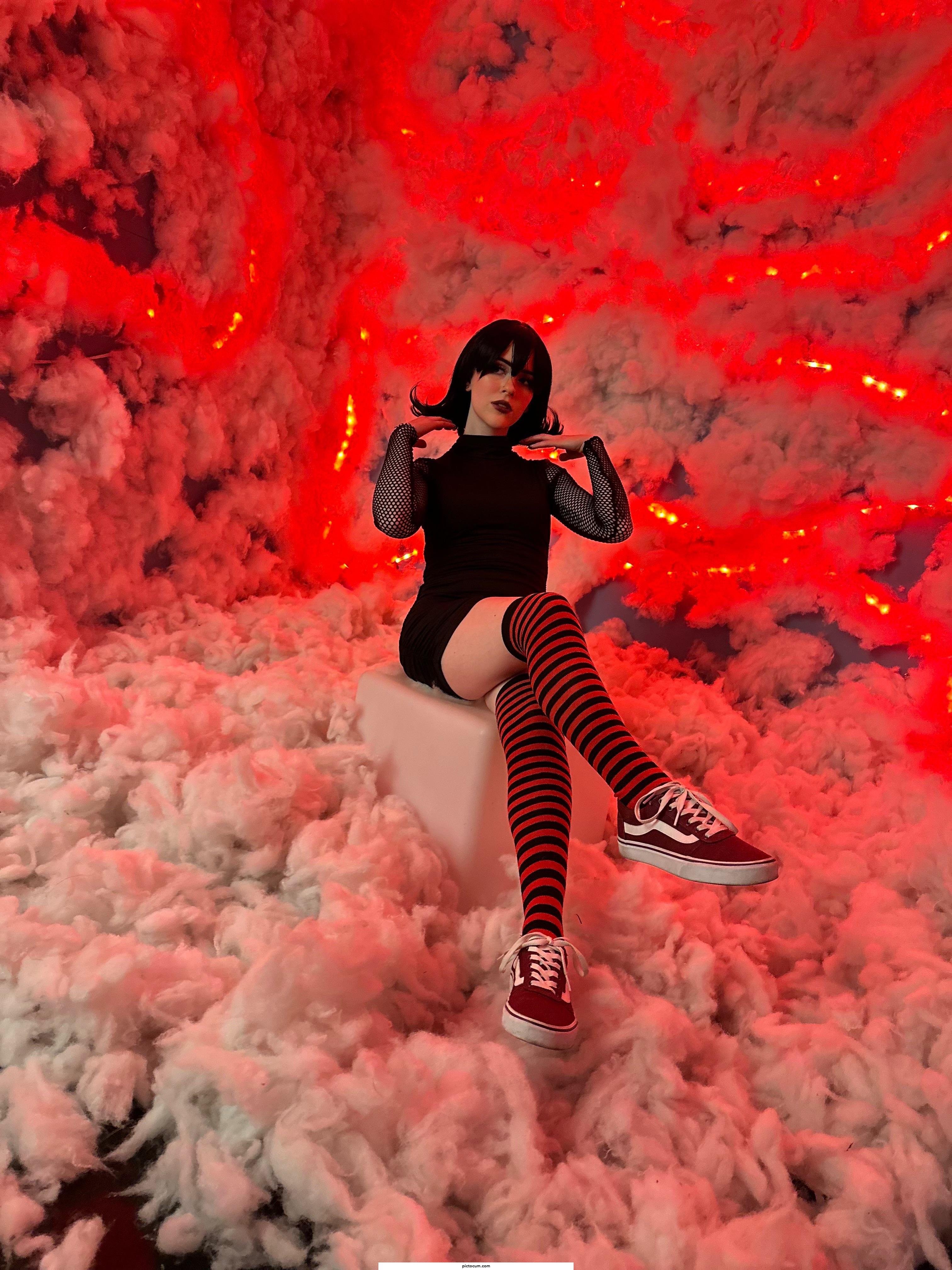 Mavis Dracula by Pixiekatcosplay