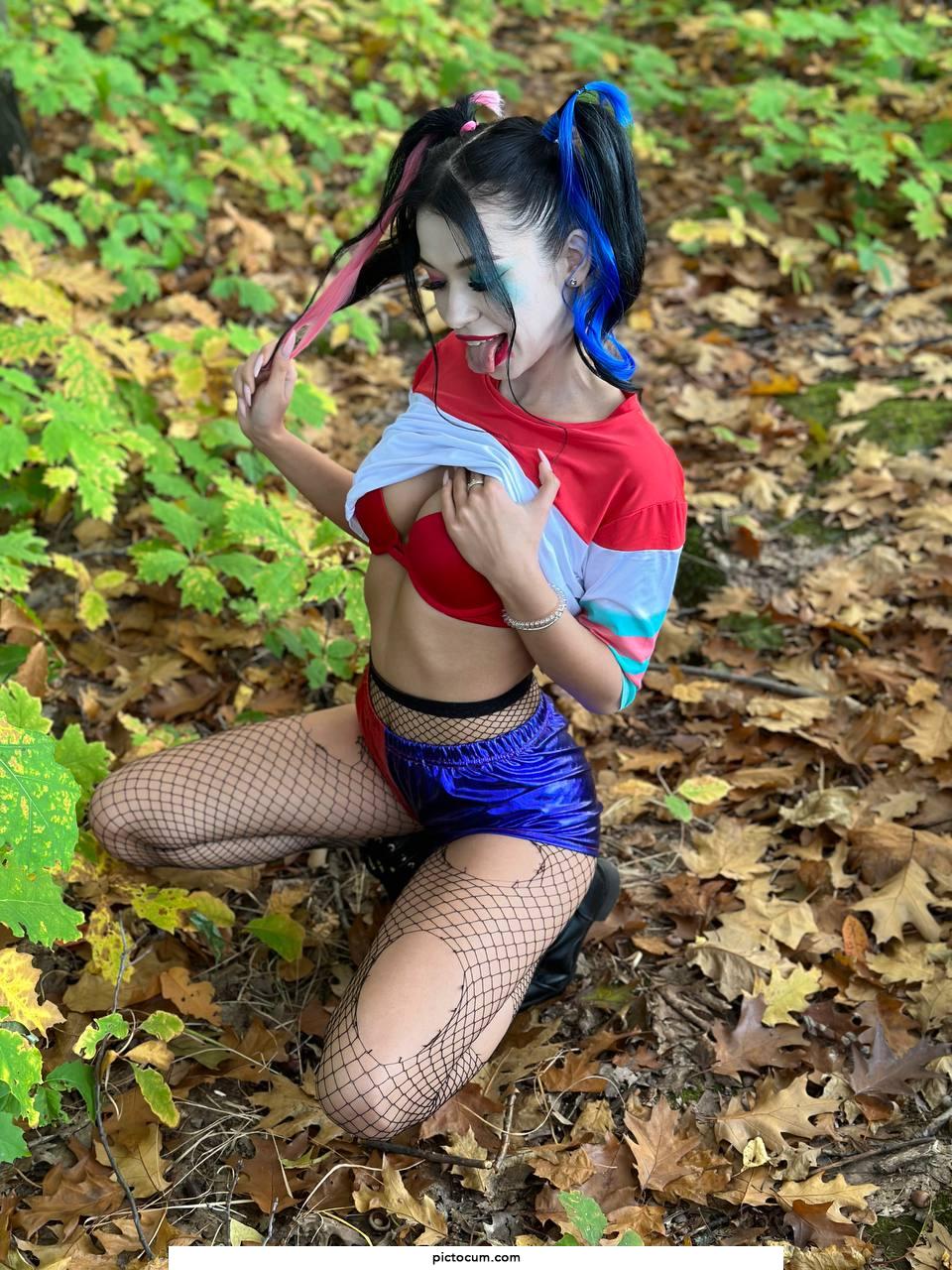 I fell in love with this cosplay