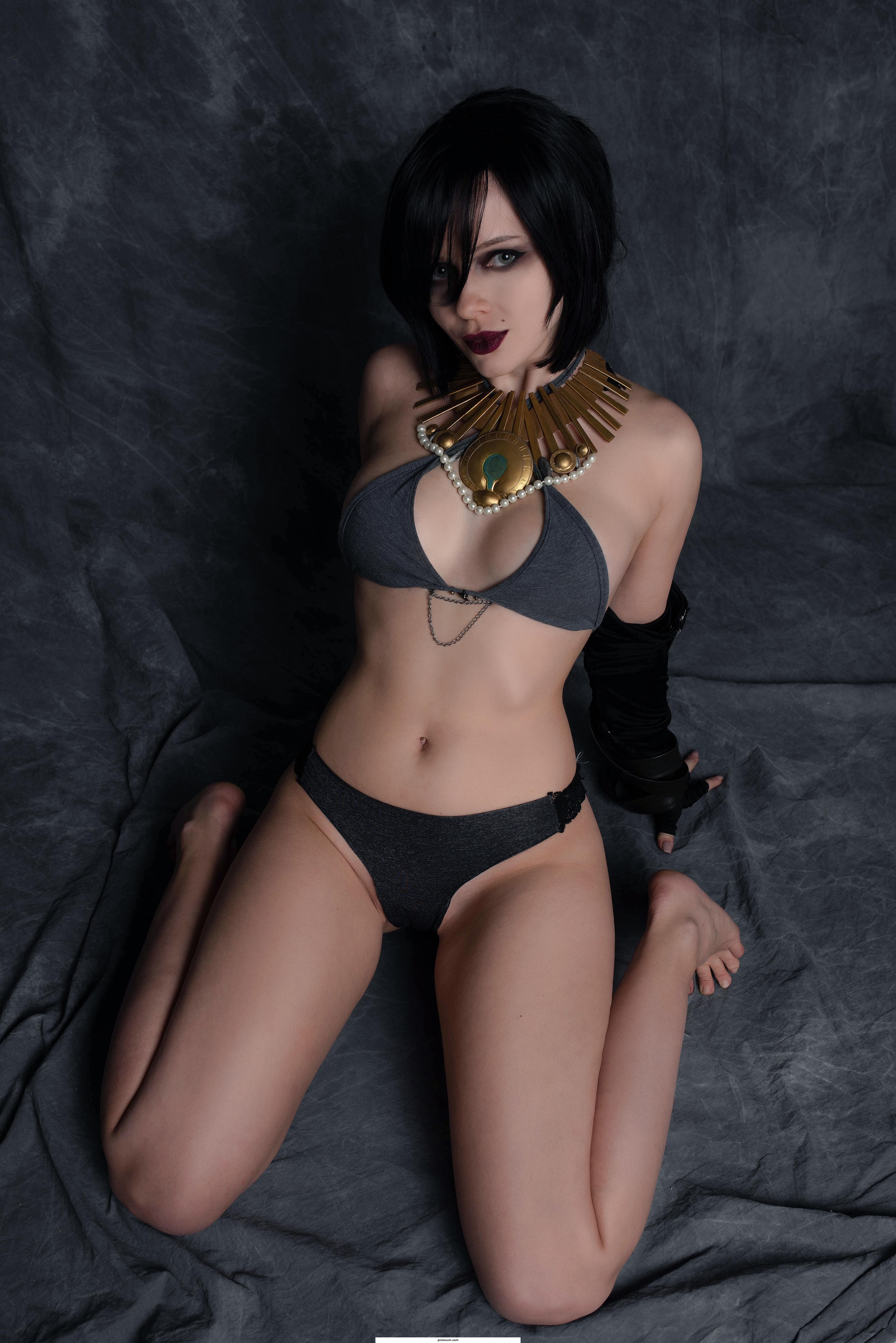Morrigan cosplay by Evenink