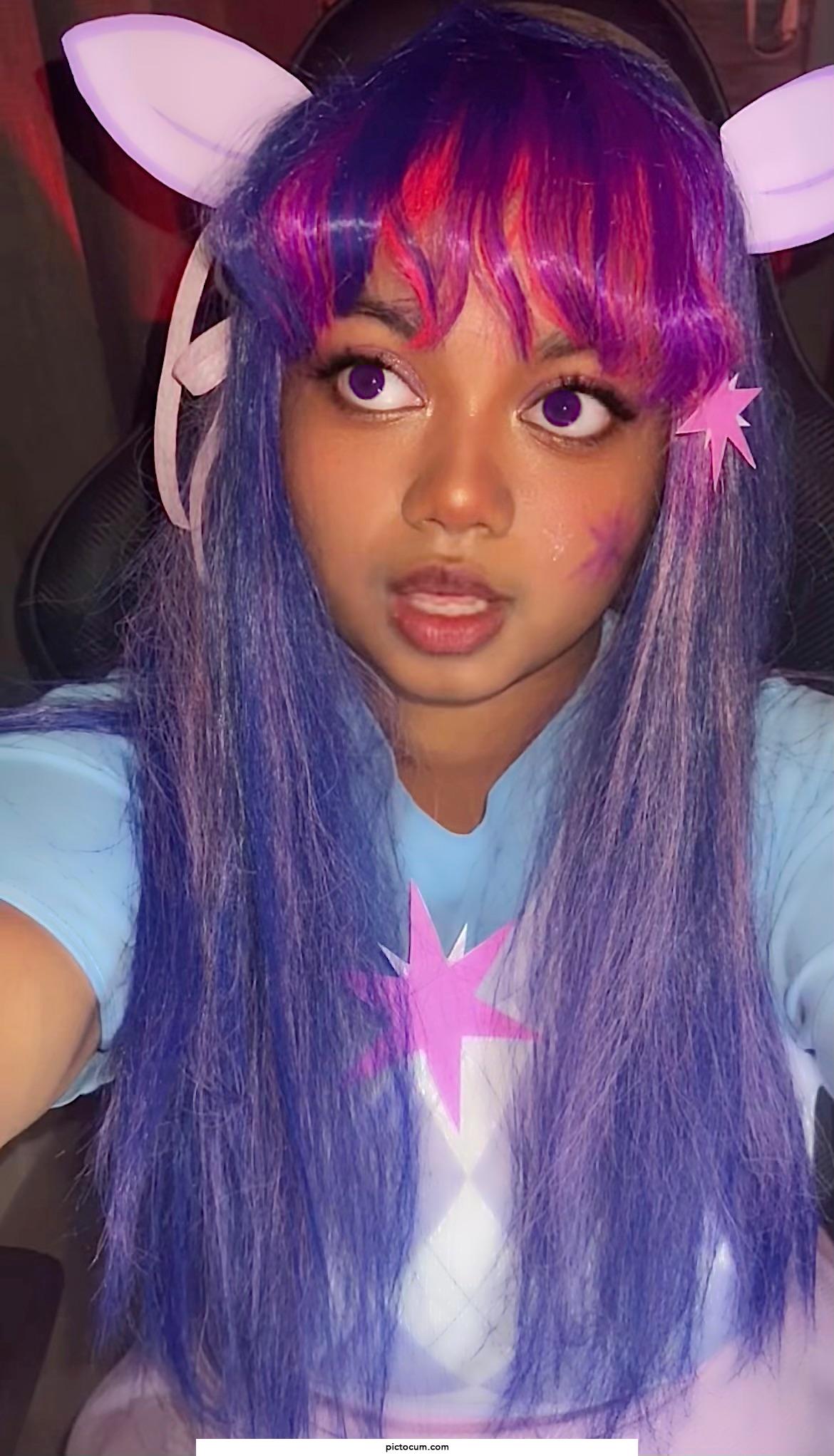 my twilight sparkle cosplay :)