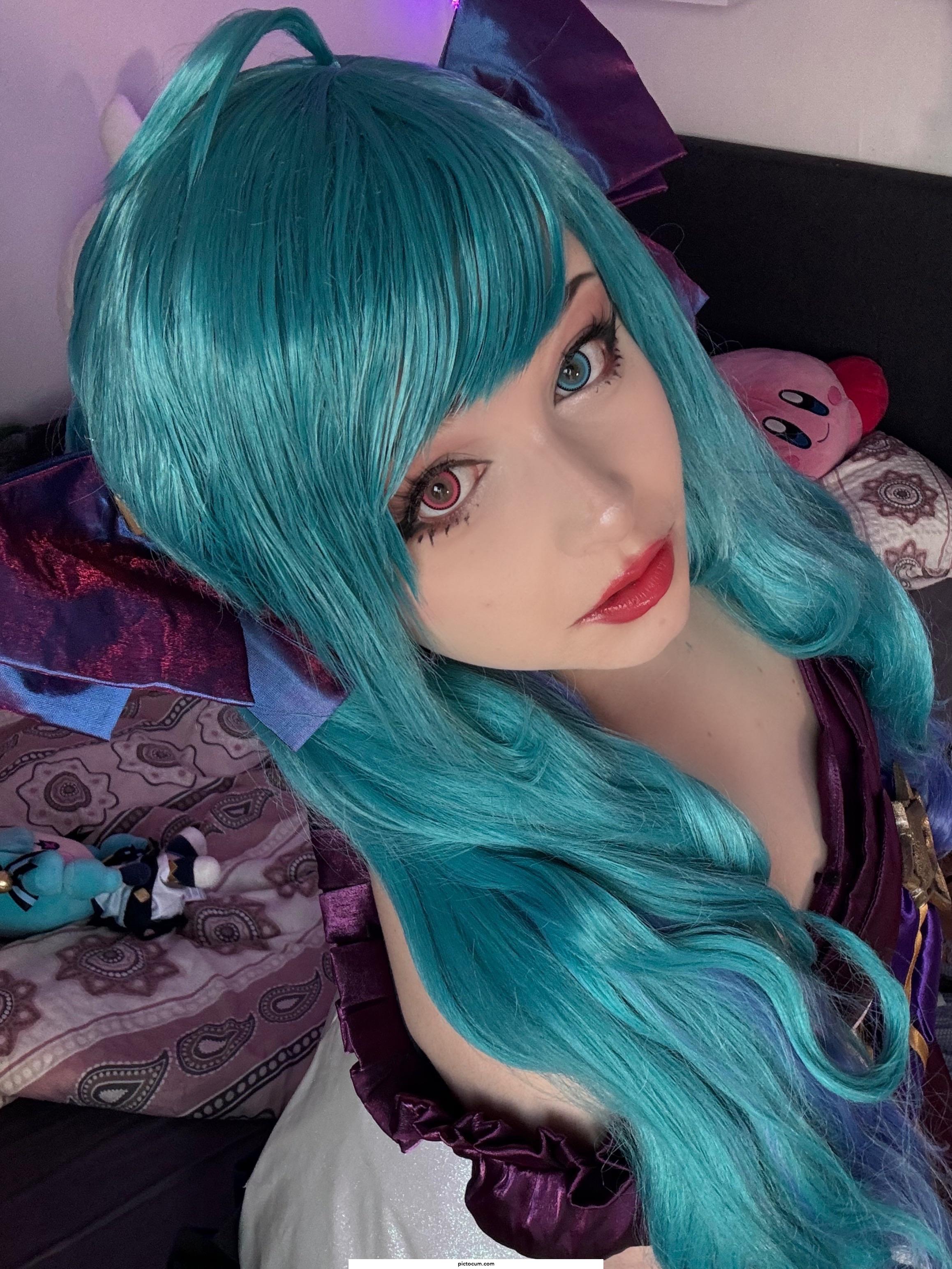 my gwen cosplay