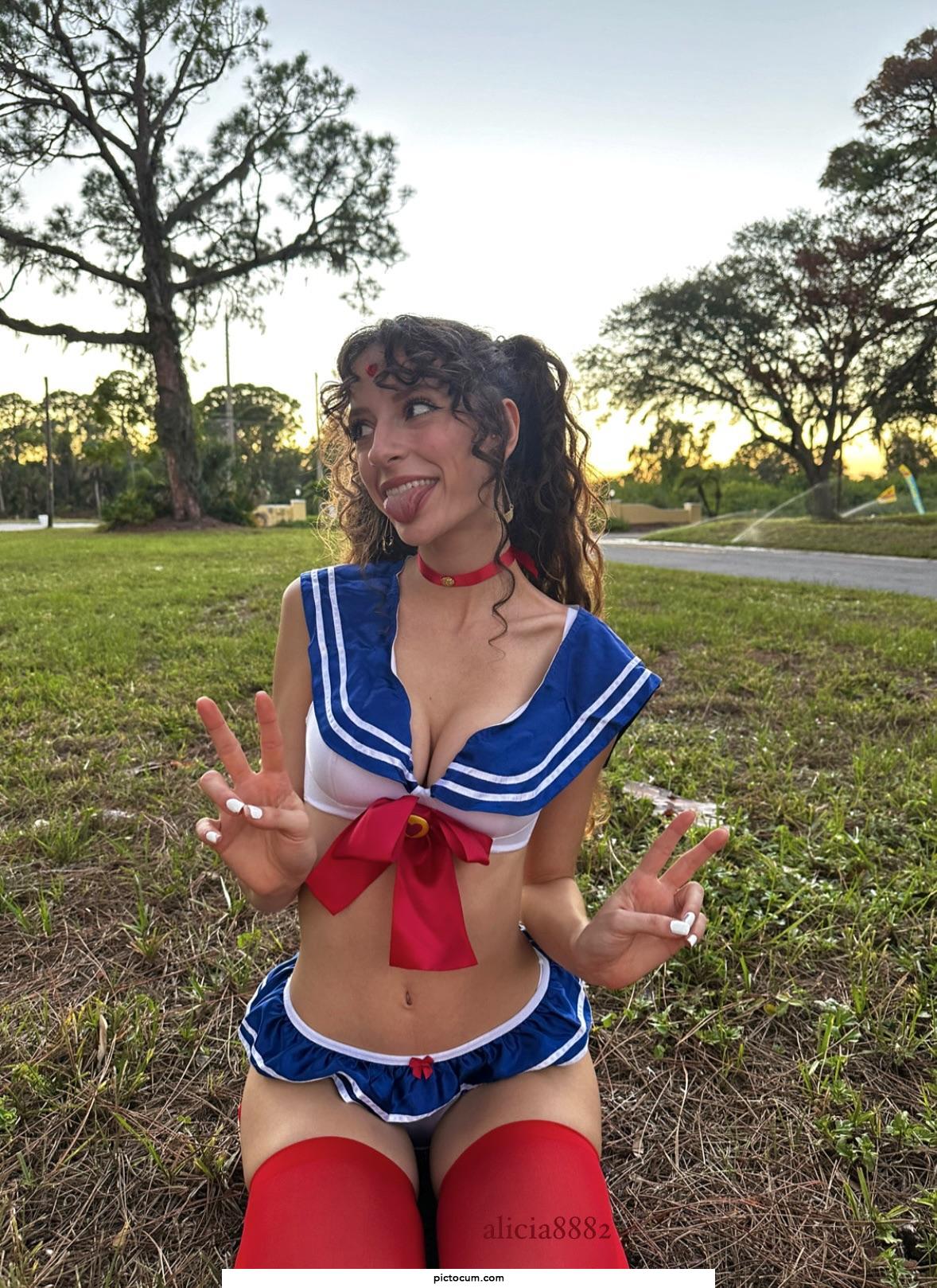 trick or treat! Do you like my sailor moon costume? 😋🌙❤️