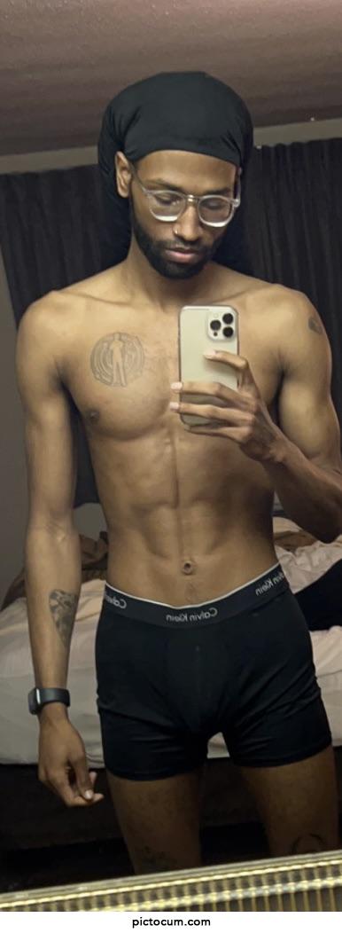 New to OF, DM for whatever custom content you want :) https://onlyfans.com/saintarsenal