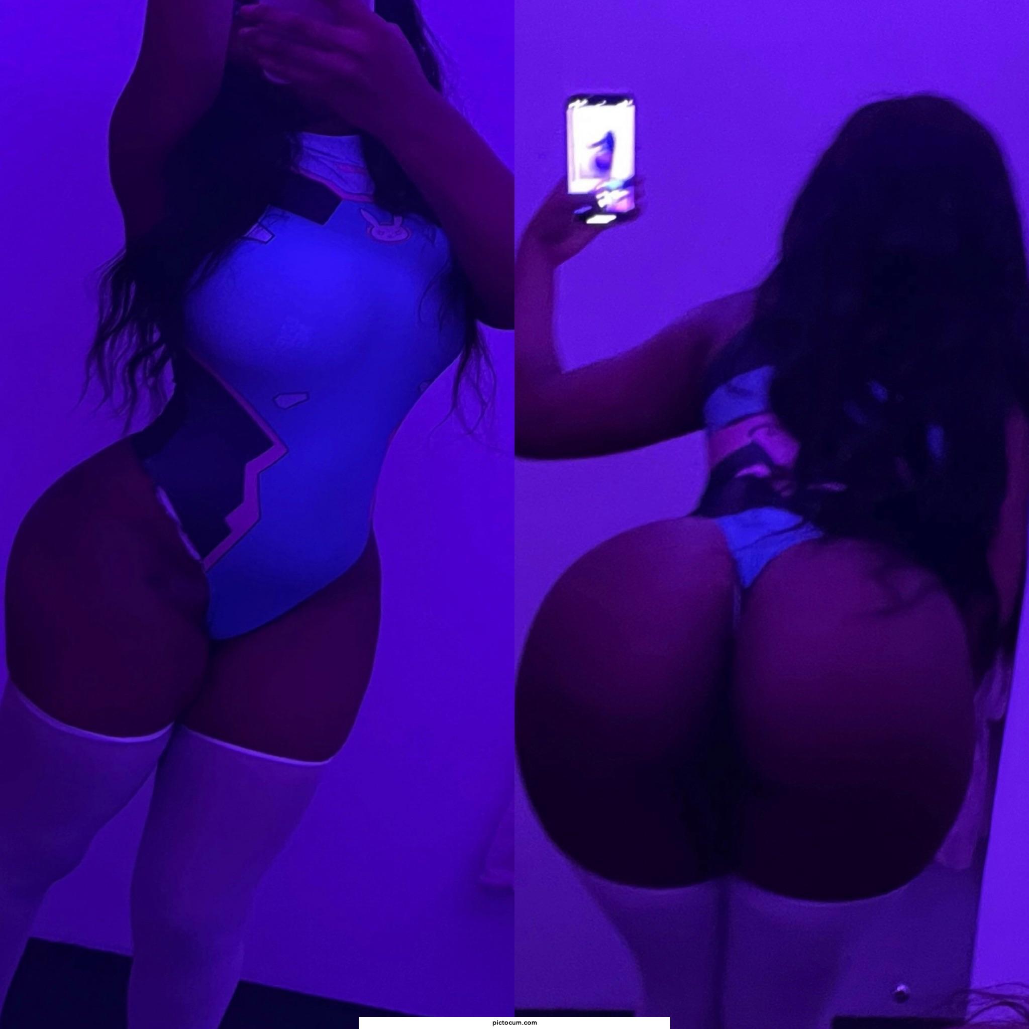 Thick DVA Cosplay from Overwatch 🖤👾