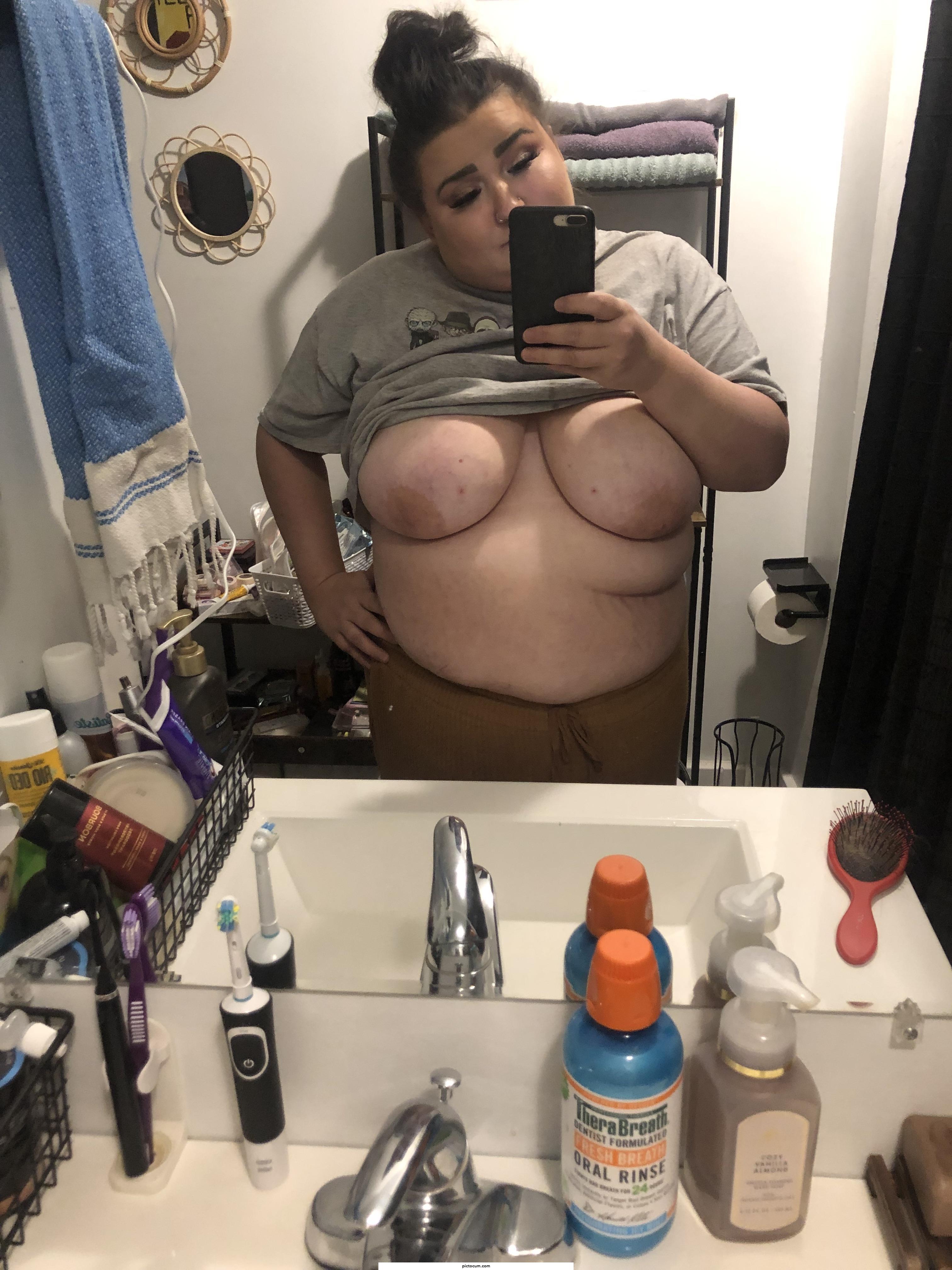 Come hang out. Devwit23bbw