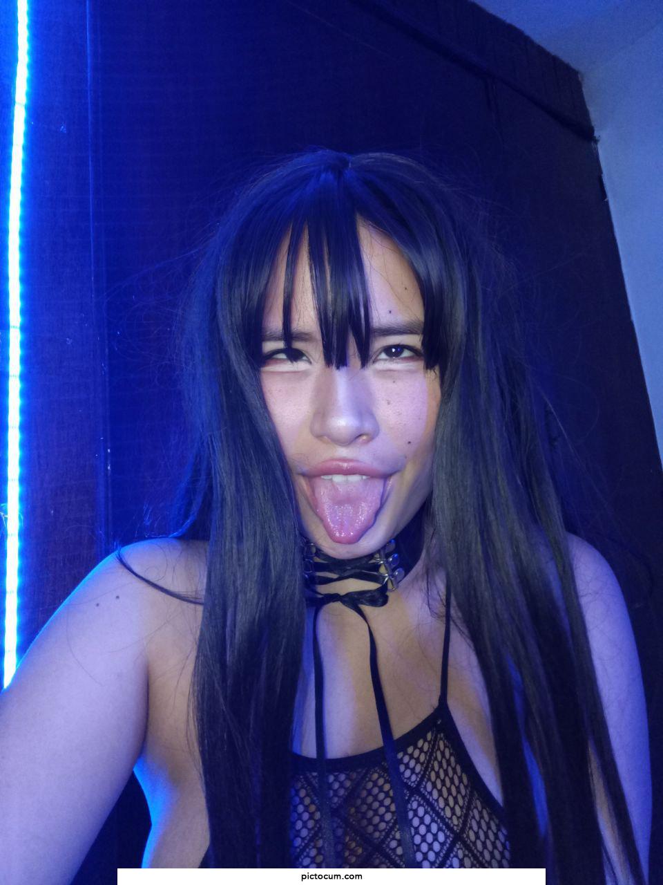 Could you cum I my tongue 👅