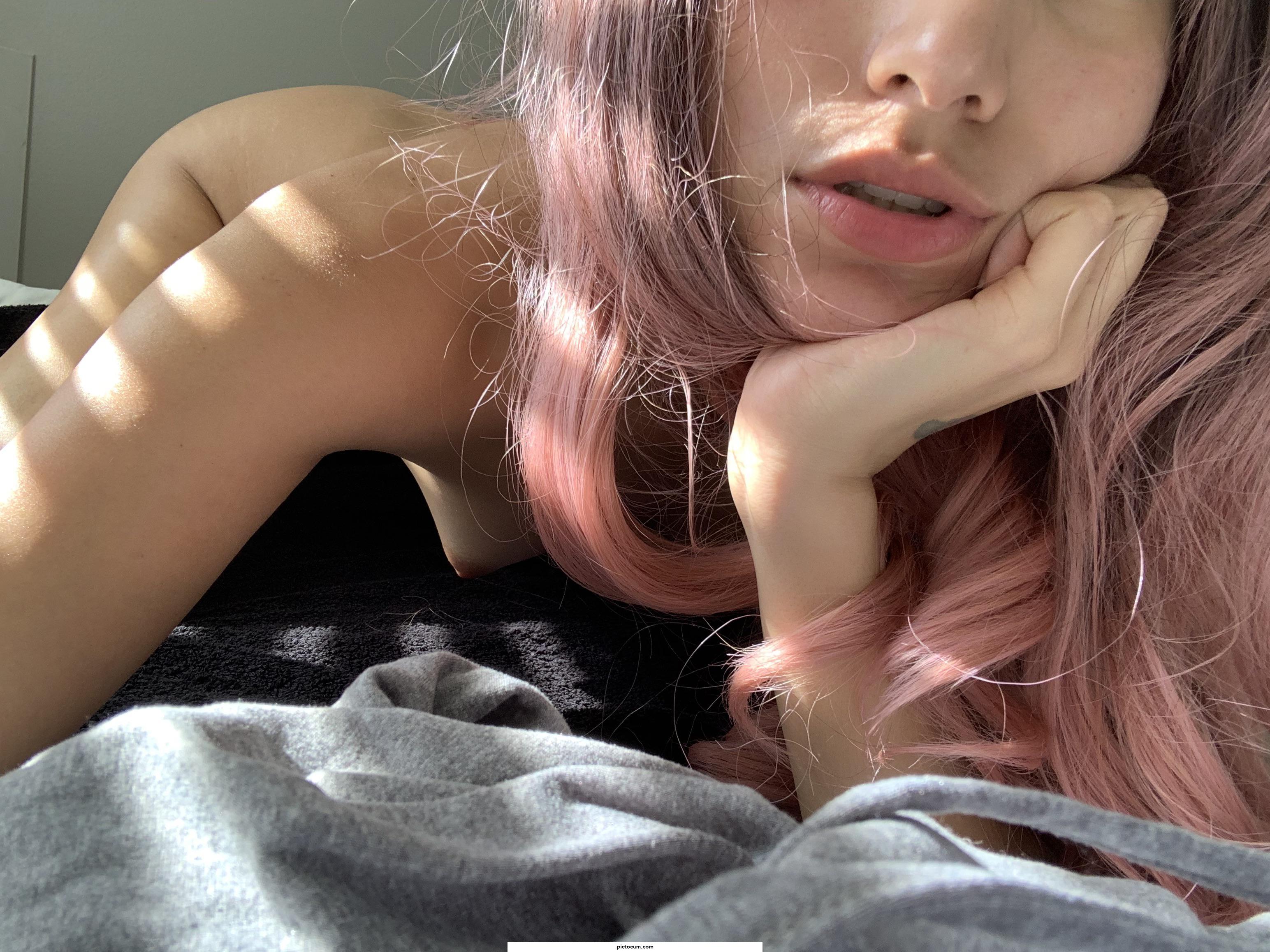 I love how nobody suspects I’m such a slut online