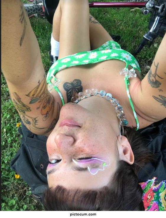 Caught the guys behind me checking me out so i gave them a show 😈 💦