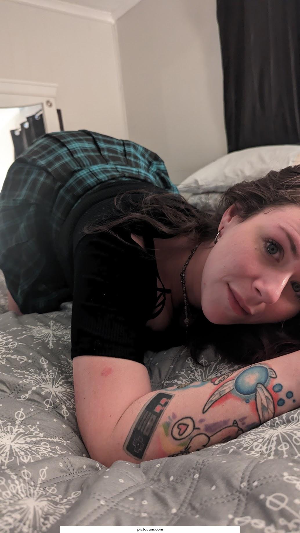 Need more horny friends 😈