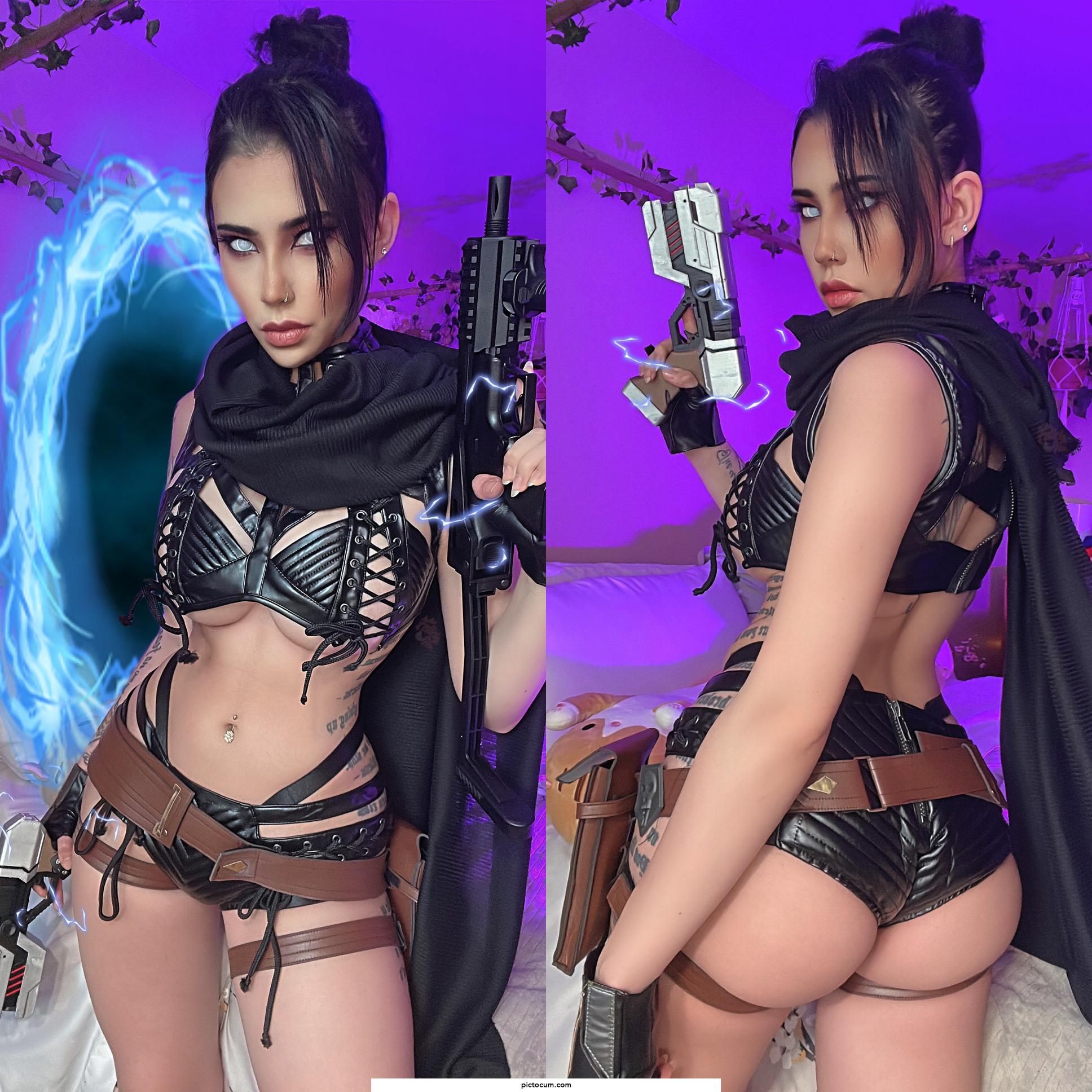Wraith boudoir closet cosplay from Apex Legends by Felicia Vox