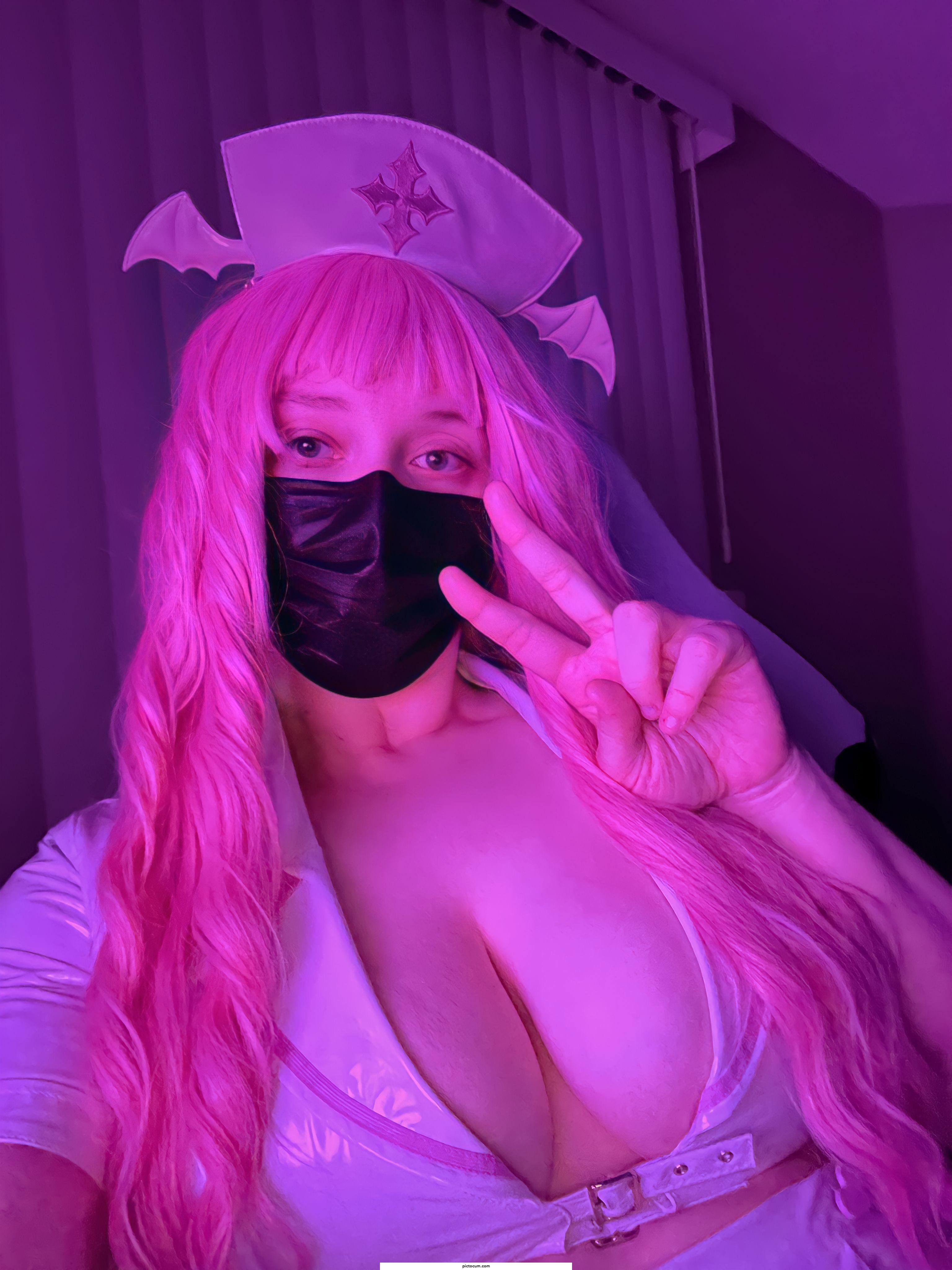just a succubus gamer girl ready to suc u 🤭🤭