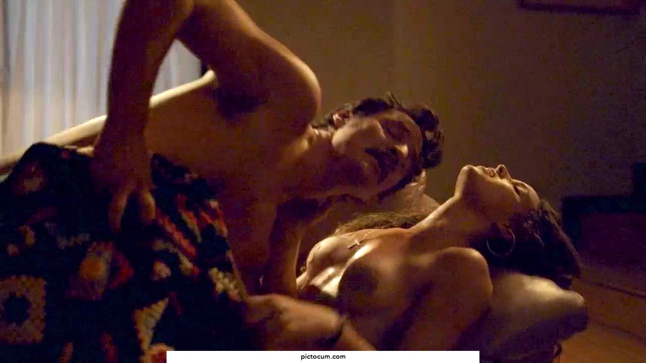 Adria Arjona's pastied boobs in Narcos