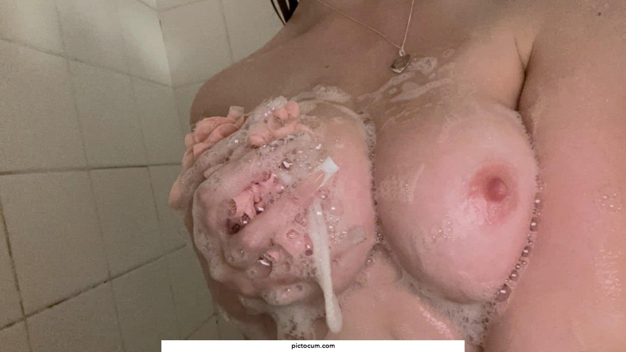 Can I be the girl you jerk off to tonight?