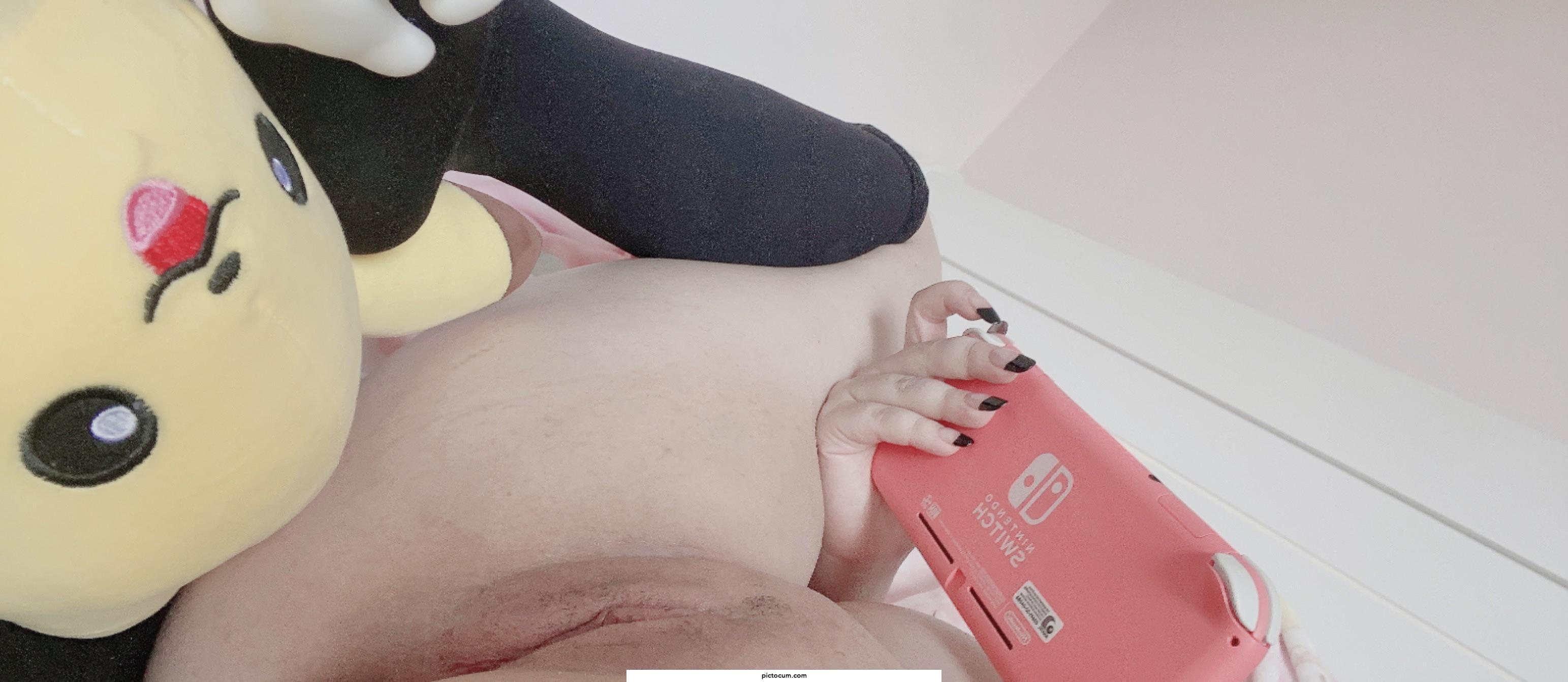 can you cuddle my princess parts while i’m gaming?