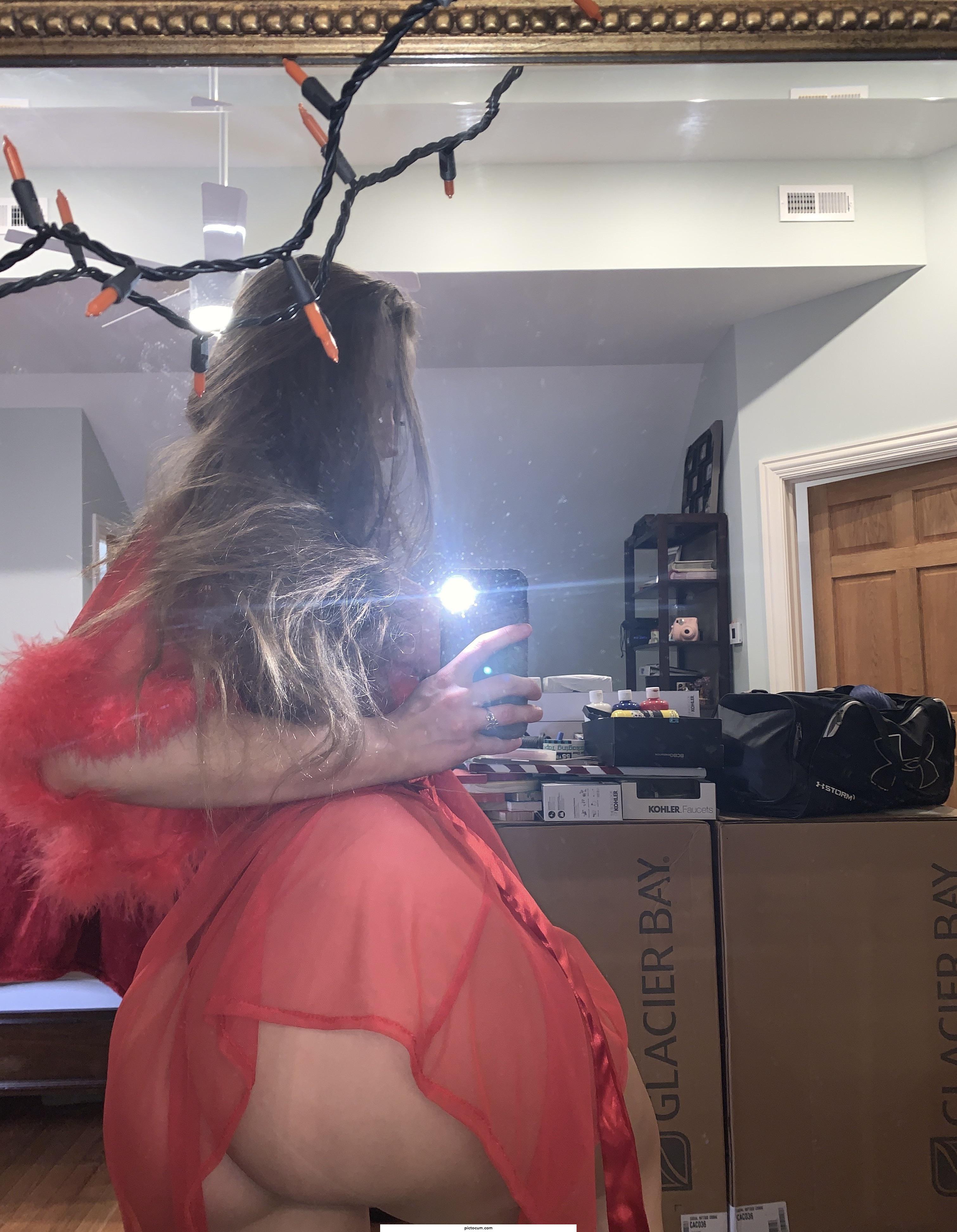  🎀 HeyHey , I’m Rachel , Come check out my profile 🎀Videocalls | Sexting | Customs | GFE | And a lot more 🎀 You can find me over on Snap &amp; Telegram @Rachelmissie