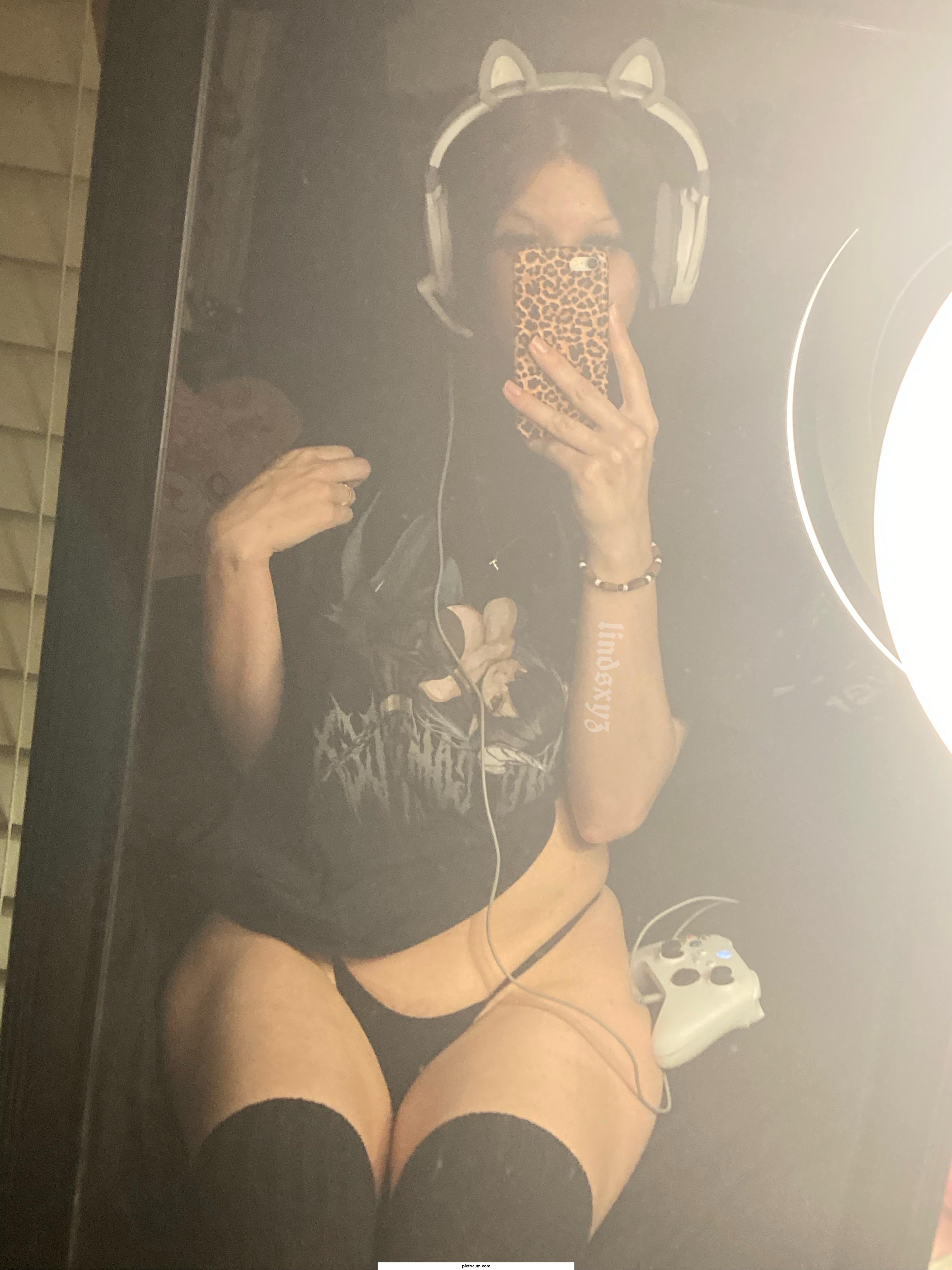 Cum play with me