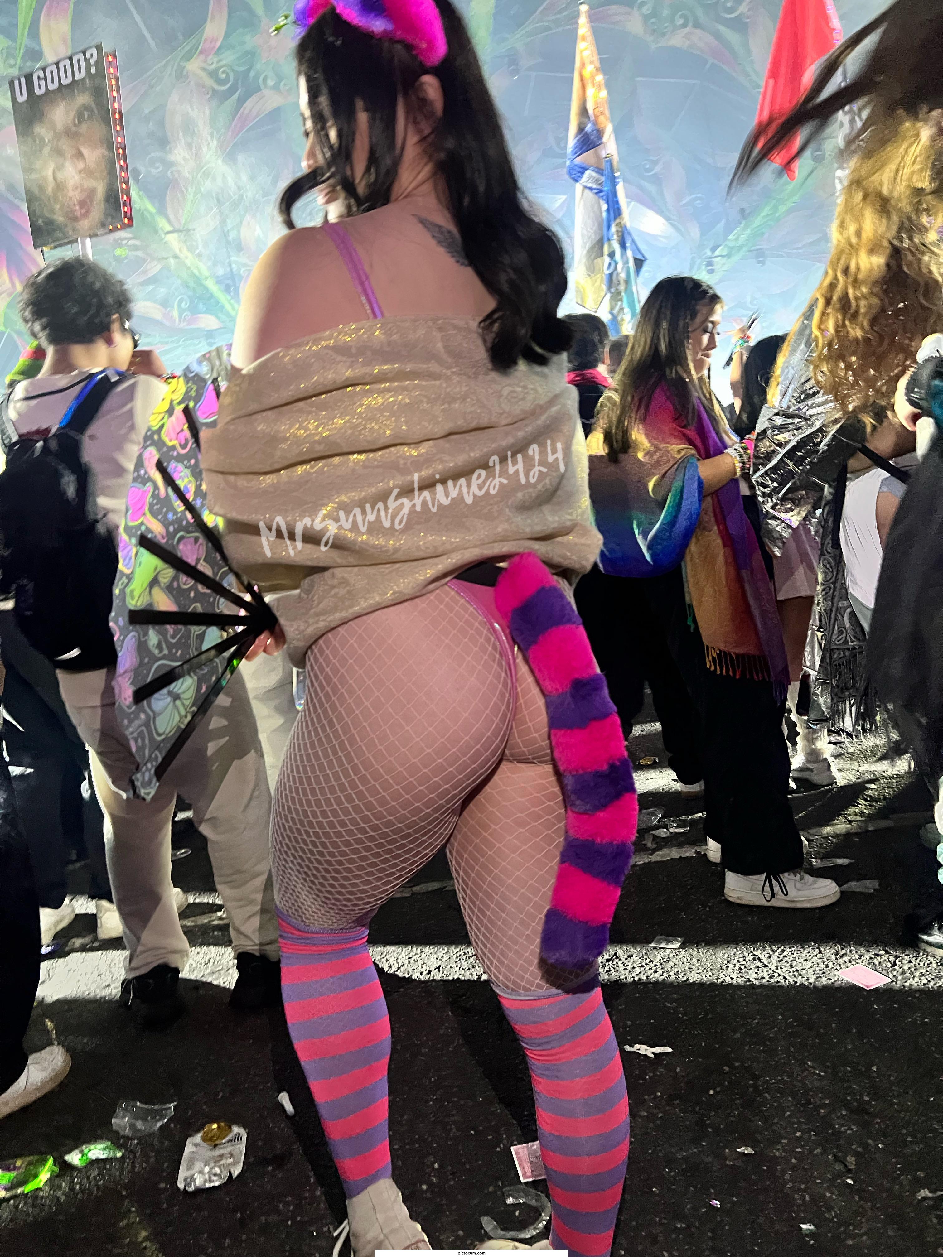 Day 1 beyond wonderland last night 🥰 who is ready for day 2?!