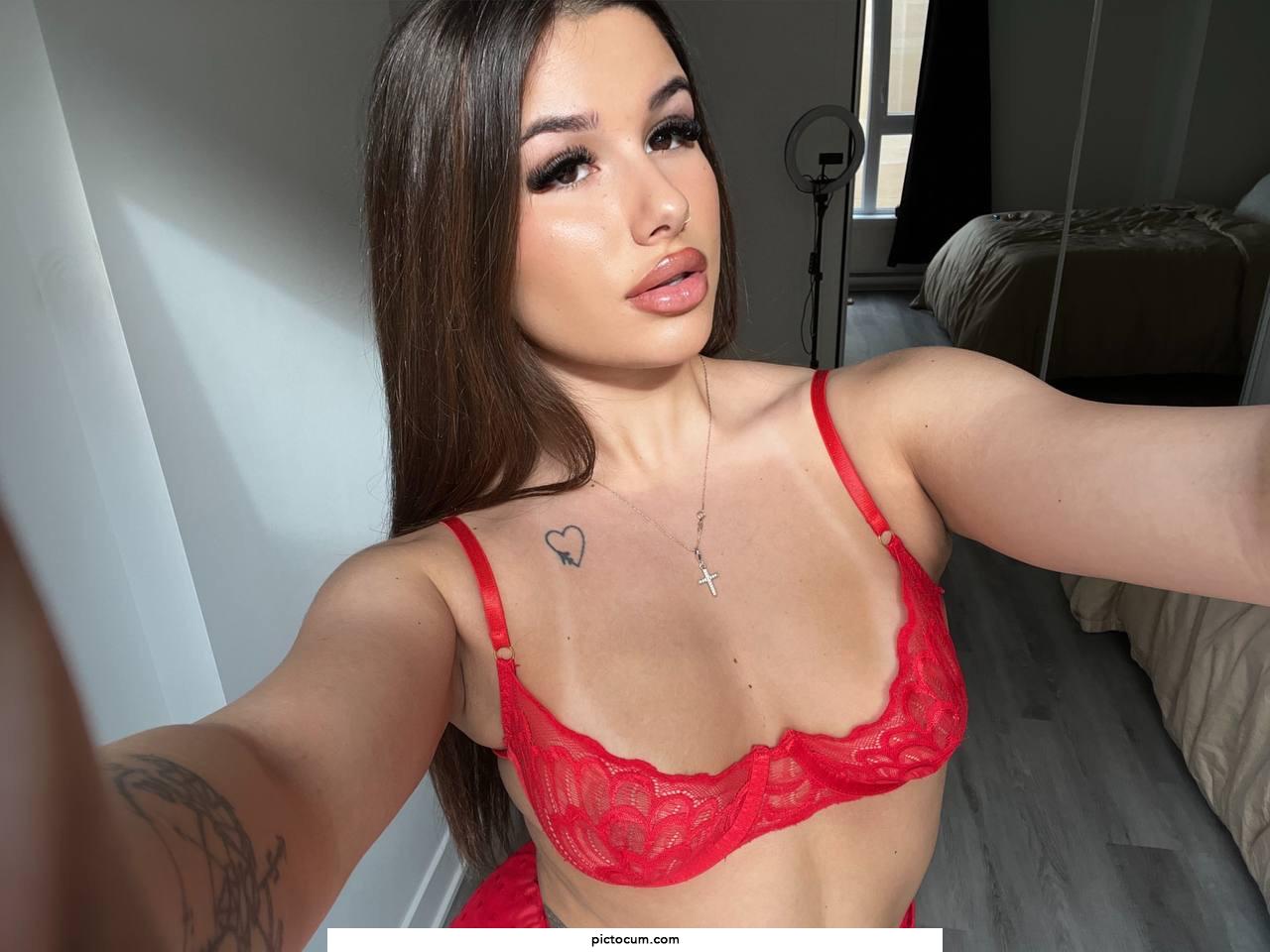 Wyd if a horny brunette sends you a snap like this