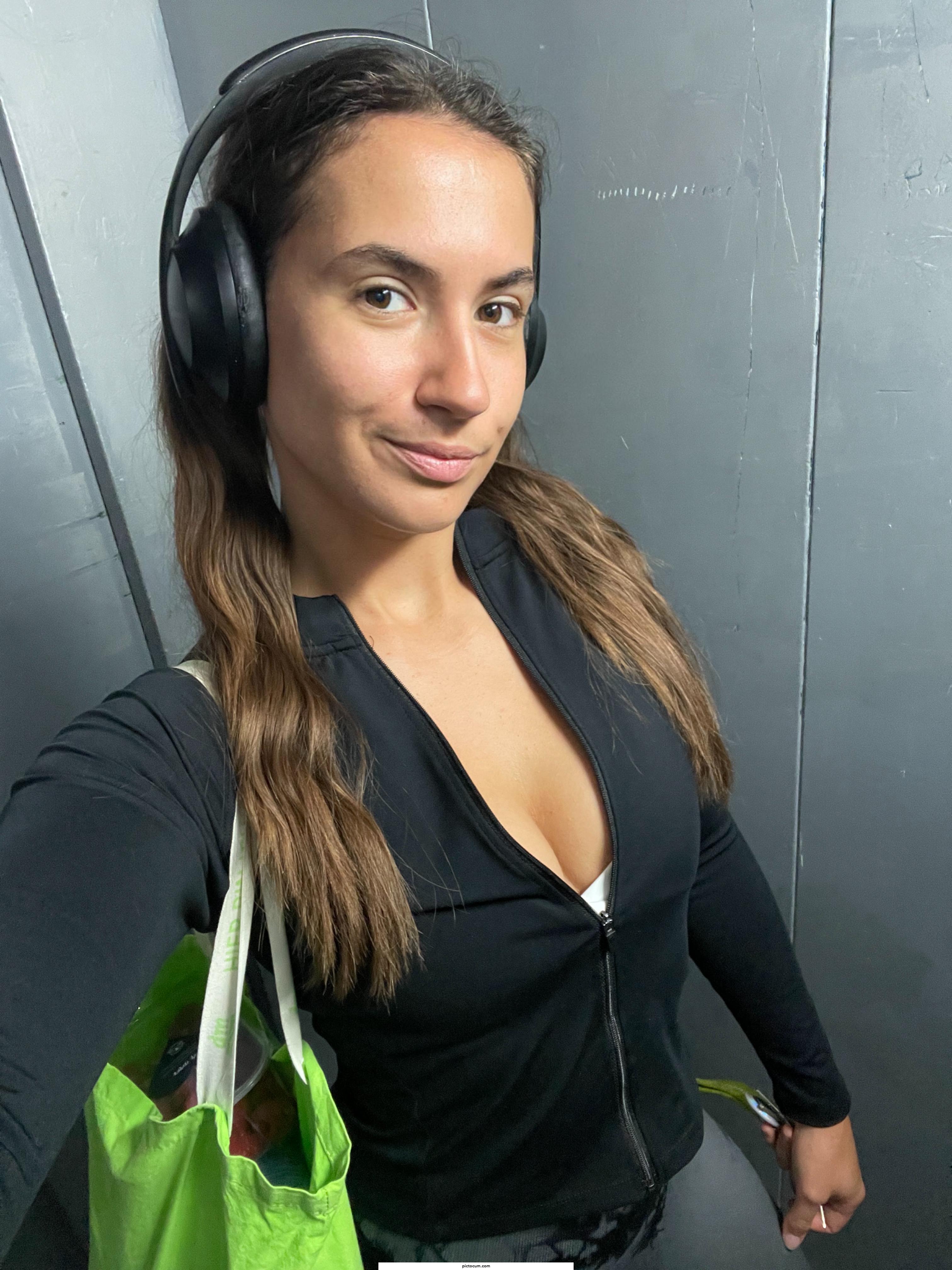 omw to the gym