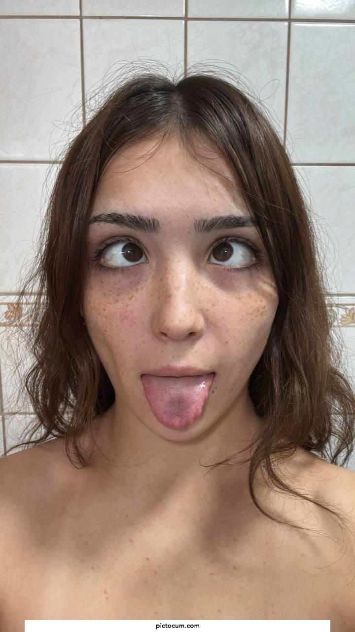 I want to be someones dumb virgin puppy