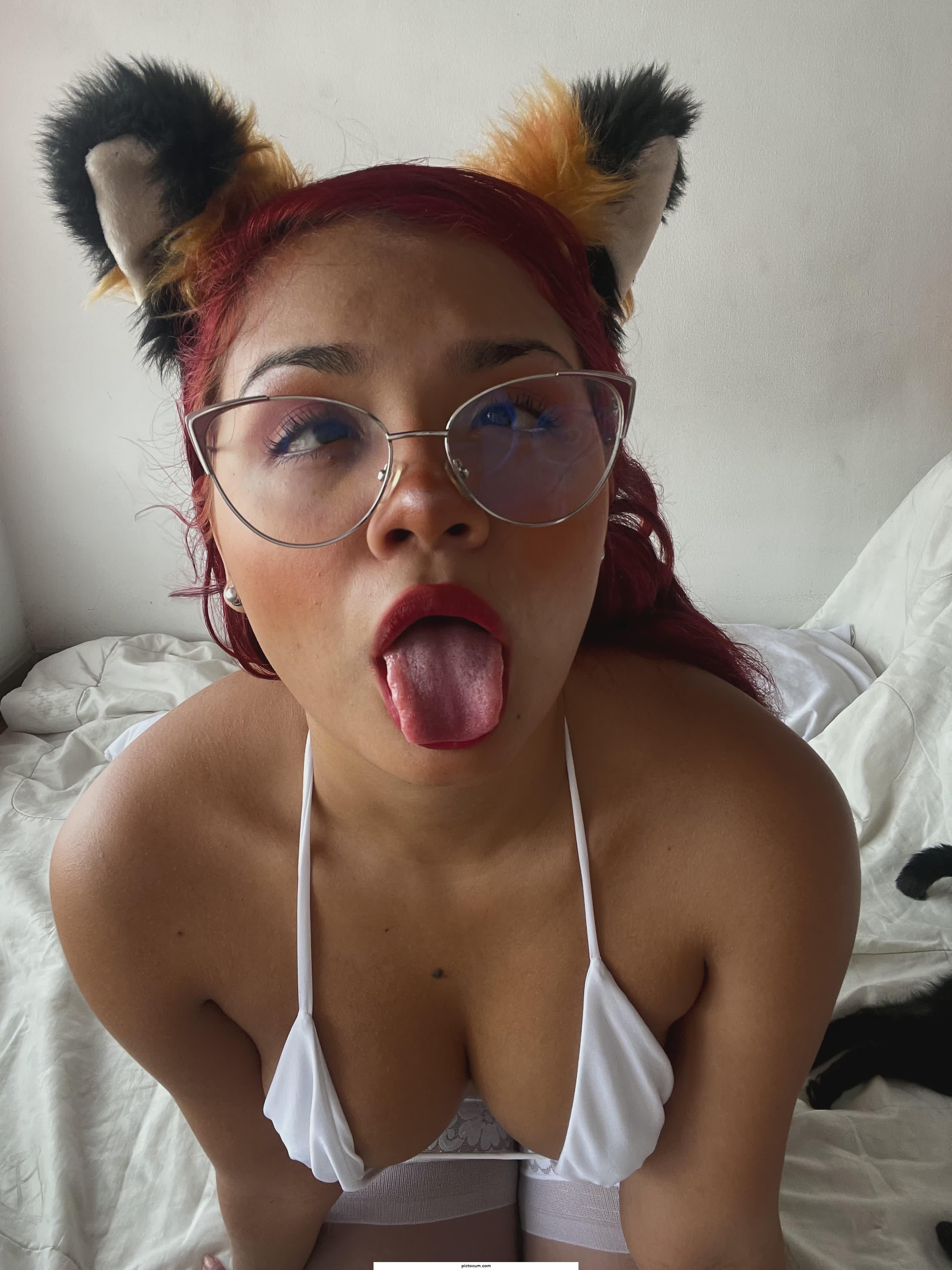 Pls, give me a cumshot ;)