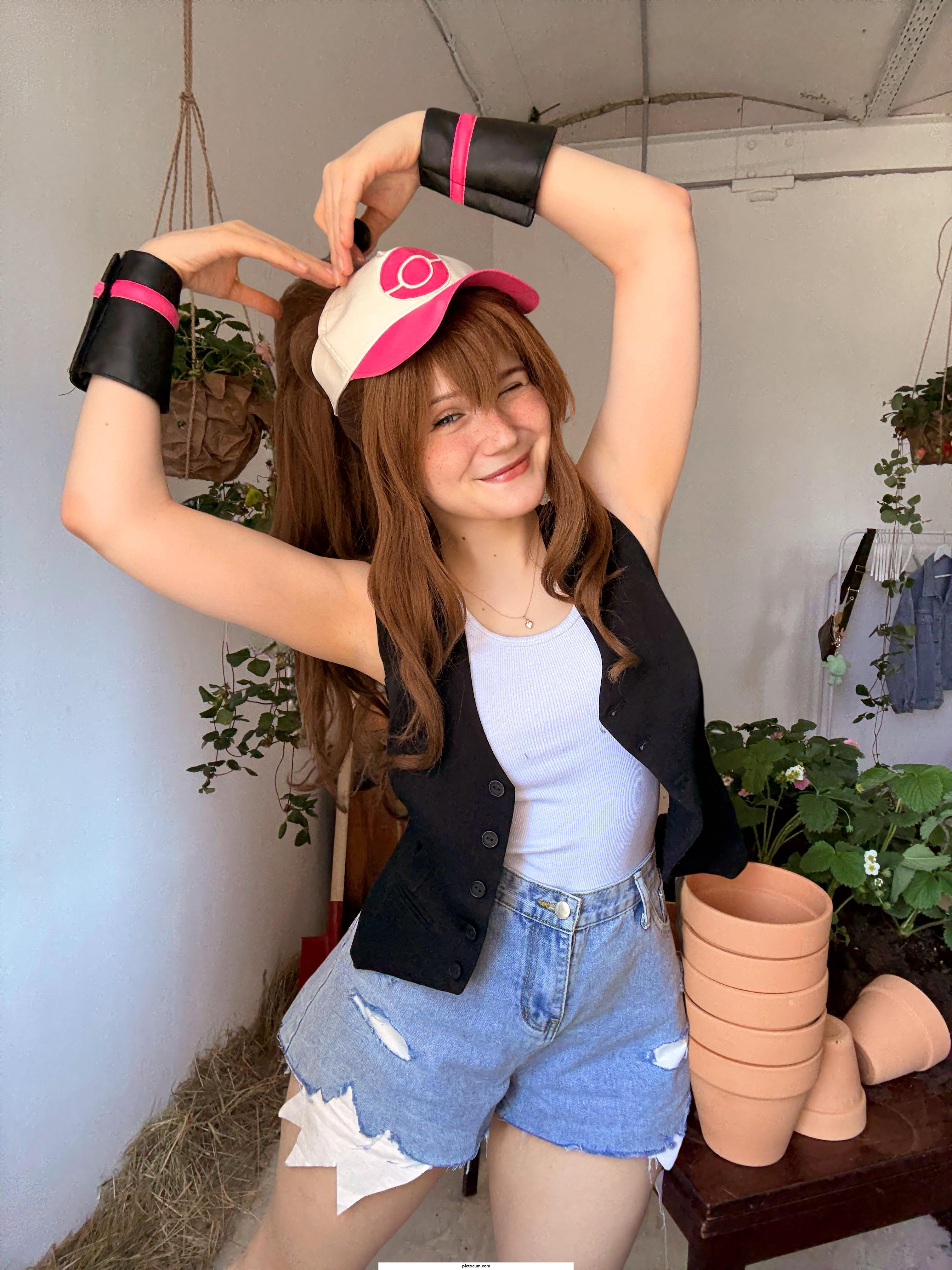 Hilda from Pokémon cosplay by Neyrodesu