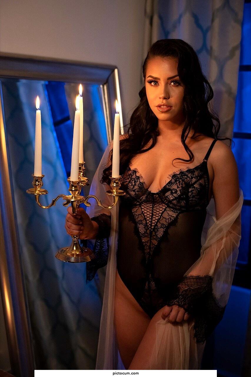 One of my favorite Alina pictures. Looks like something straight out of a classical romance fantasy…